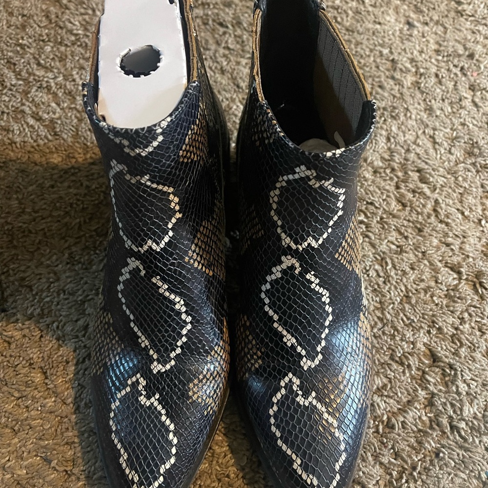 Black and White Ankle‎ Boots with Textured Design